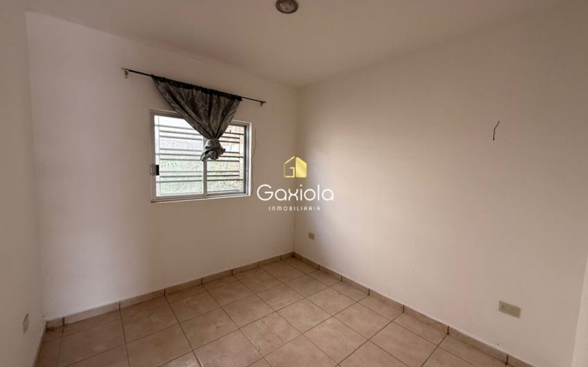 Se RENTA casa en Villa Fontana, sector Santa Fe